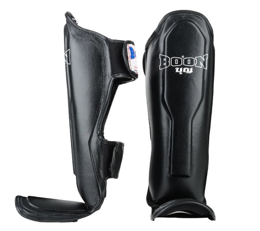 BOON - Shin guard - Black